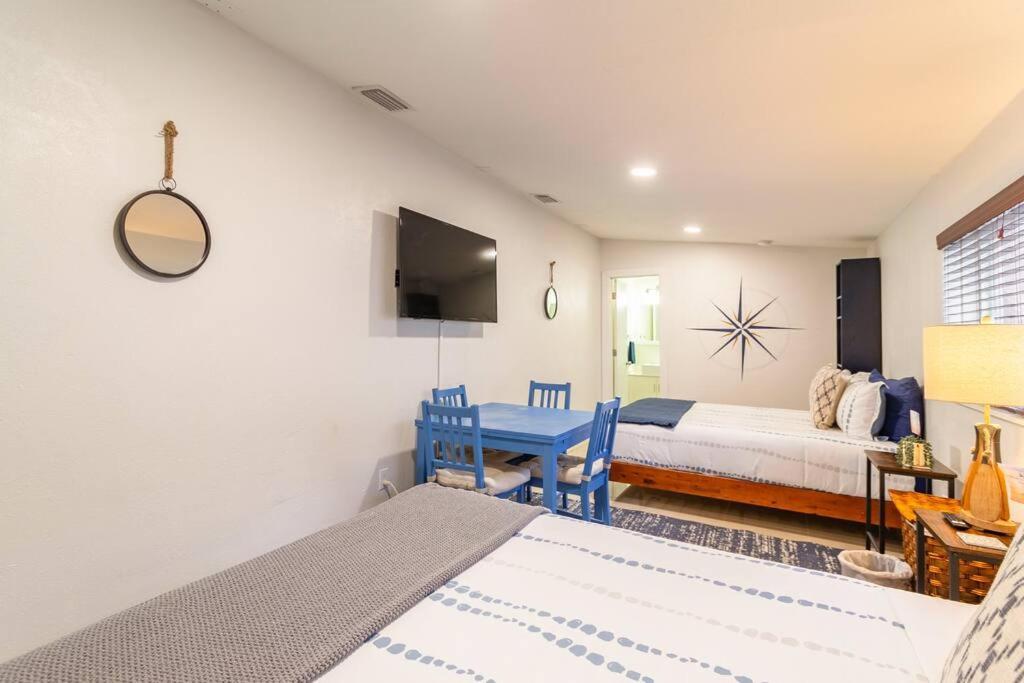 Central Nautical Themed 4 Bed 2 Bath Home Φορτ Λόντερντεϊλ Εξωτερικό φωτογραφία