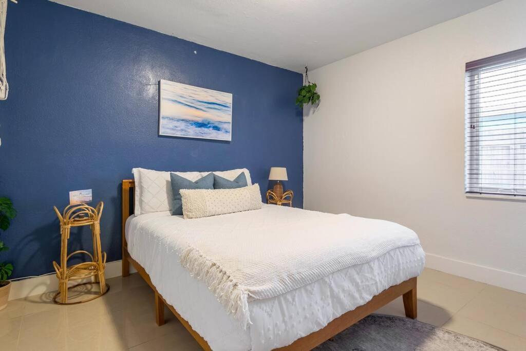 Central Nautical Themed 4 Bed 2 Bath Home Φορτ Λόντερντεϊλ Εξωτερικό φωτογραφία